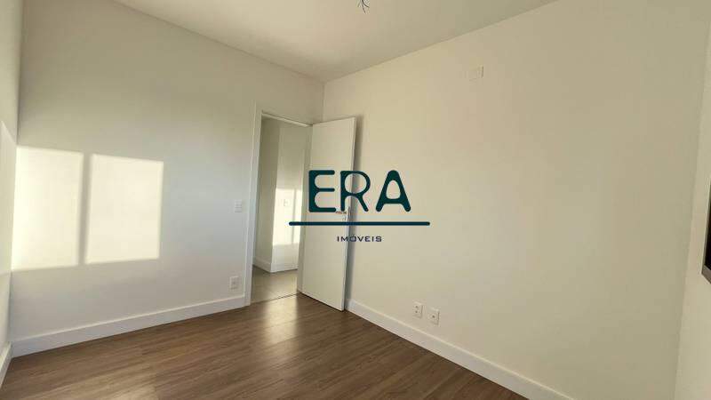 Apartamento à venda com 3 quartos, 86m² - Foto 13