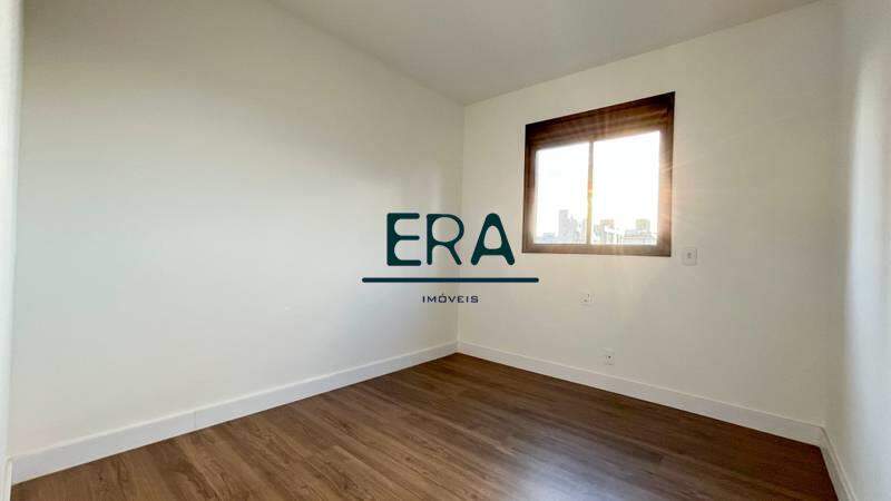 Apartamento à venda com 3 quartos, 86m² - Foto 14