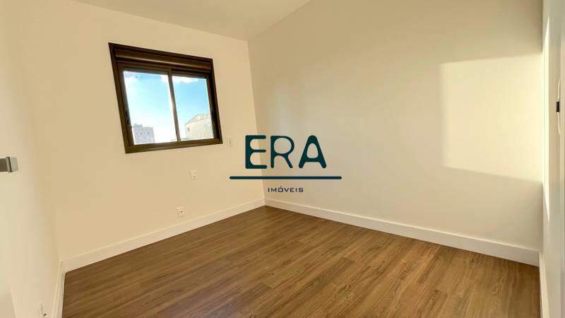 Apartamento à venda com 3 quartos, 86m² - Foto 2