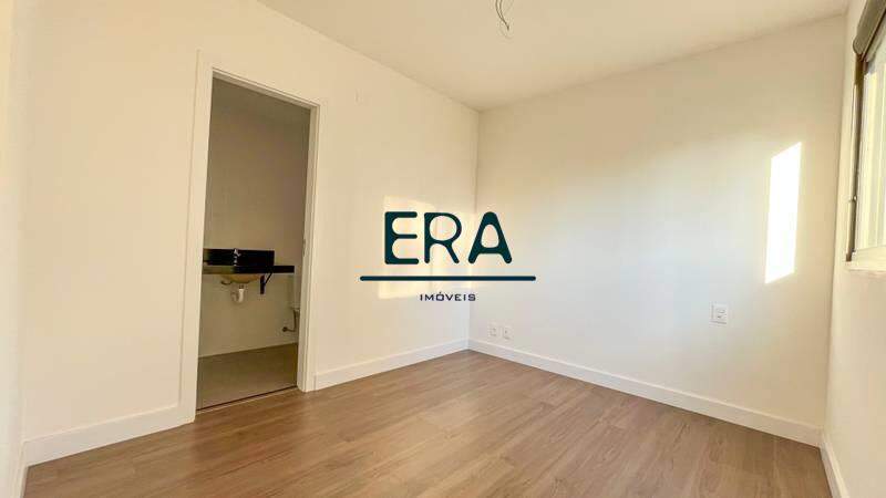 Apartamento à venda com 3 quartos, 86m² - Foto 9
