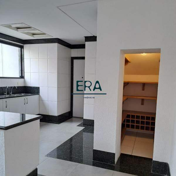 Cobertura à venda com 4 quartos, 300m² - Foto 11