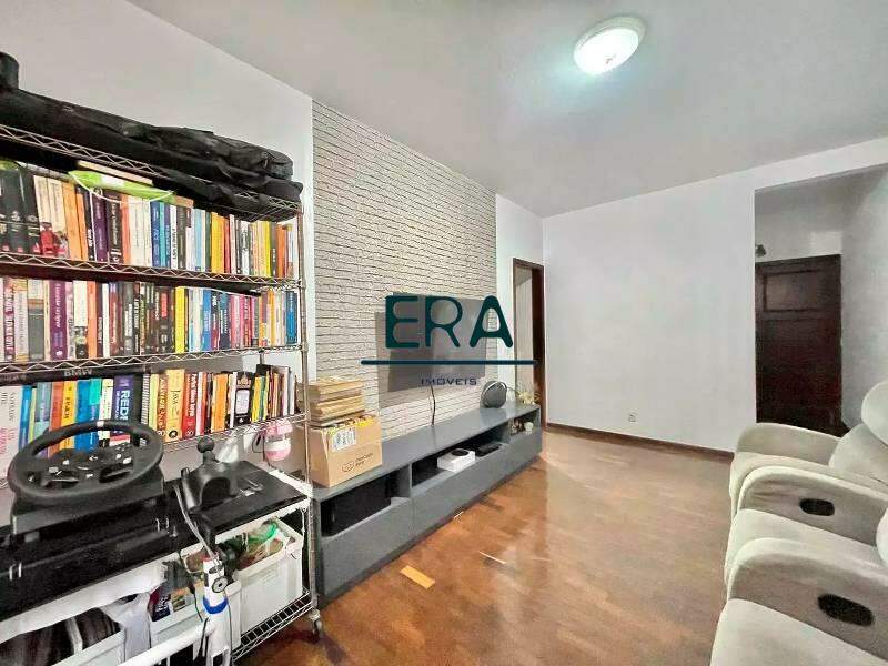 Apartamento à venda com 3 quartos, 119m² - Foto 4