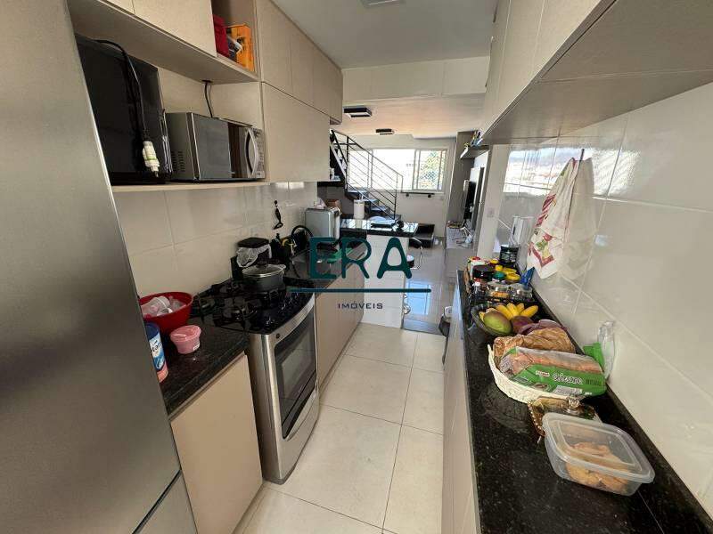 Cobertura à venda com 2 quartos, 100m² - Foto 1
