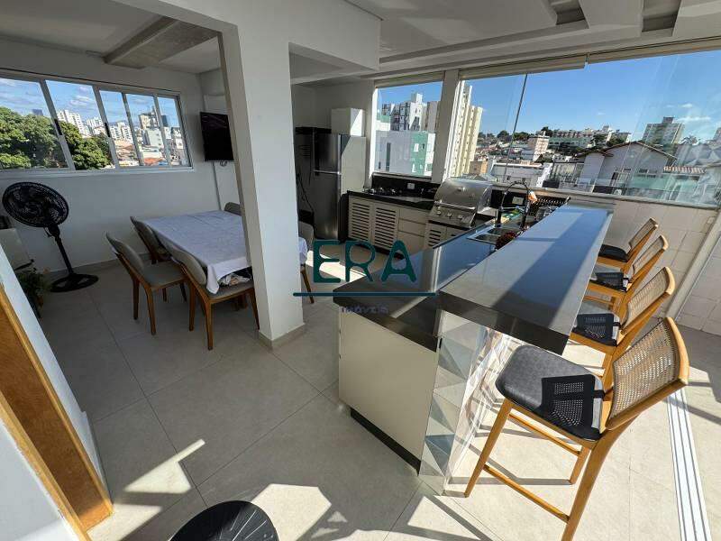 Cobertura à venda com 2 quartos, 100m² - Foto 5