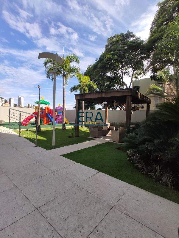 Cobertura para alugar com 4 quartos, 342m² - Foto 4