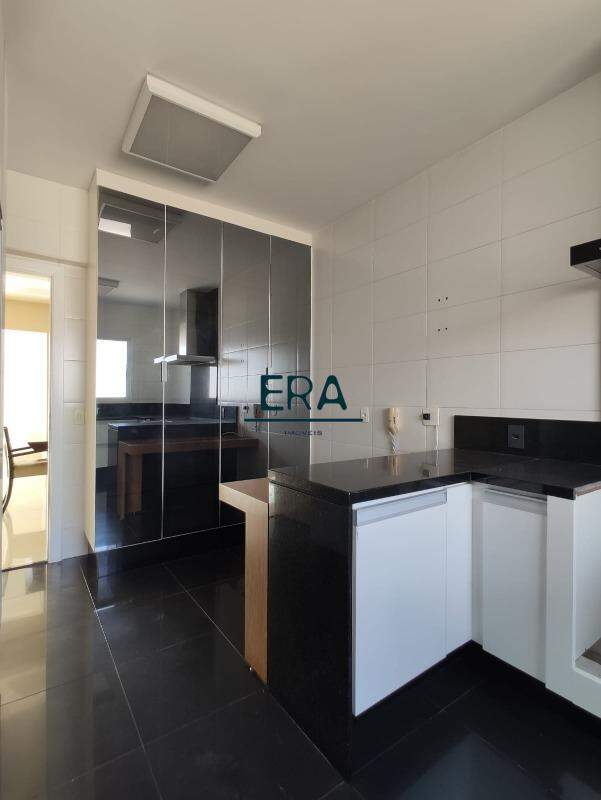 Cobertura para alugar com 4 quartos, 342m² - Foto 12