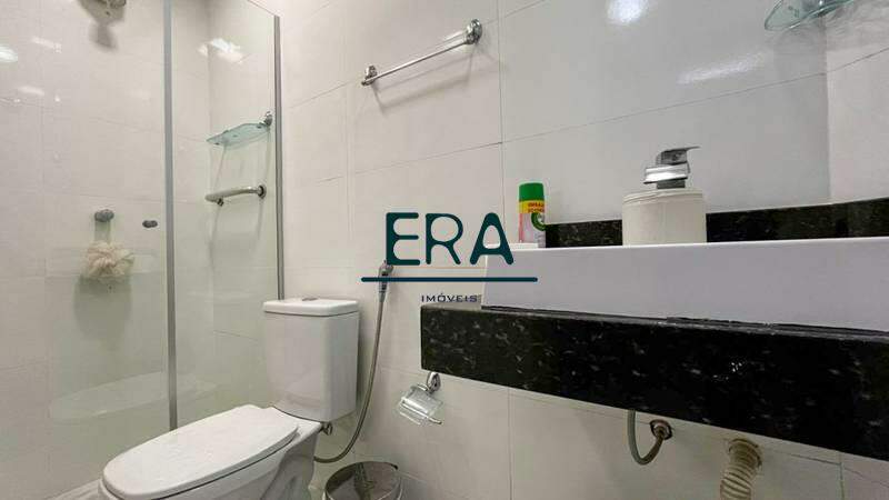 Casa à venda com 3 quartos, 90m² - Foto 11