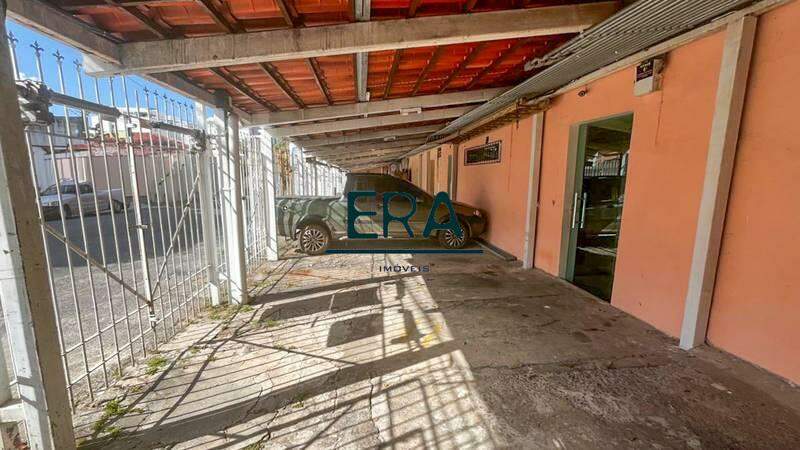 Casa à venda com 3 quartos, 90m² - Foto 14