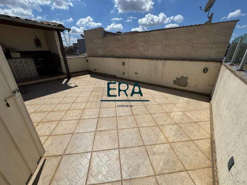 Cobertura à venda com 2 quartos, 71m² - Foto 13