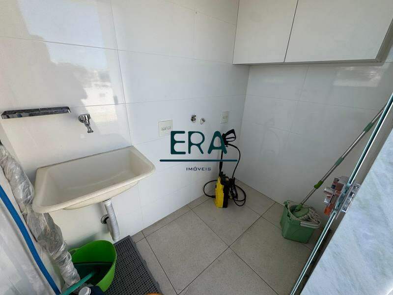 Cobertura à venda com 4 quartos, 220m² - Foto 2