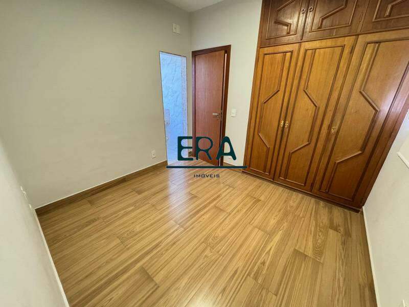 Cobertura à venda com 4 quartos, 220m² - Foto 9