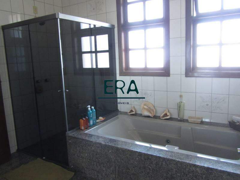 Casa à venda com 3 quartos, 354m² - Foto 23