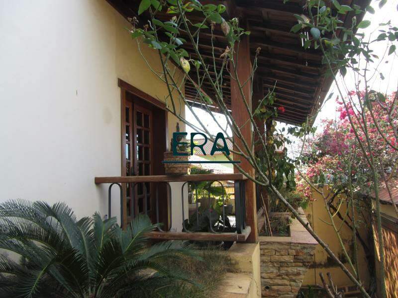 Casa à venda com 3 quartos, 354m² - Foto 9