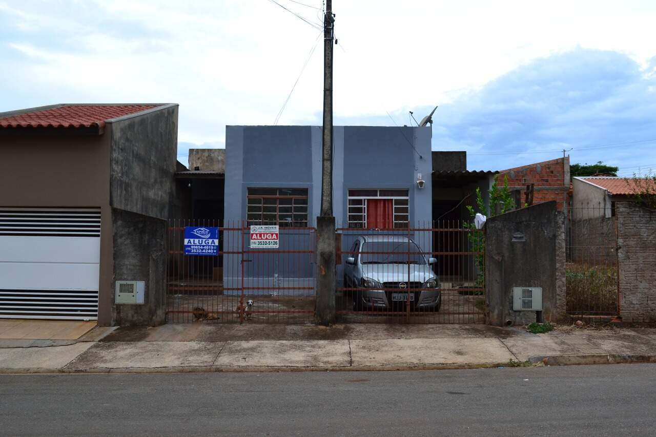 Casa à venda no Parque Centenário: 