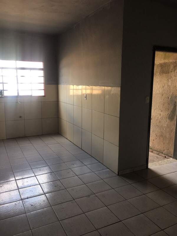 Casa à venda no Parque Centenário: 
