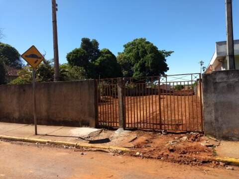 Terreno à venda no Santa Terezinha: Foto 01