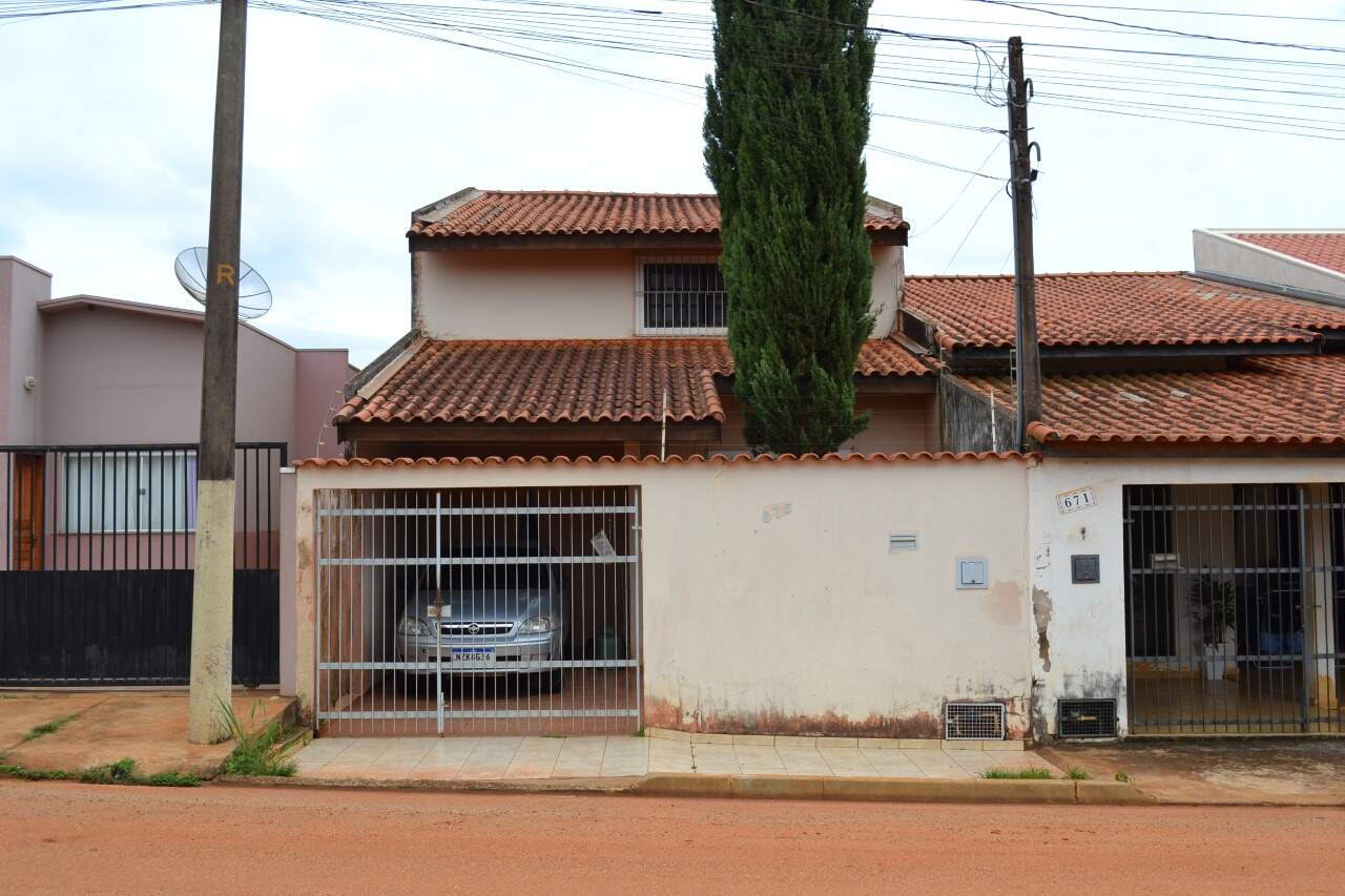 Casa à venda no Jardim São Pedro: 