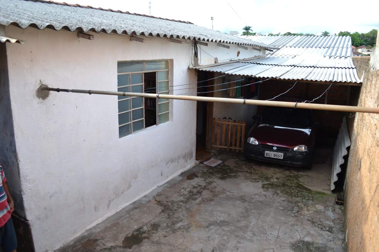 Casa à venda no Jardim Regiane: 