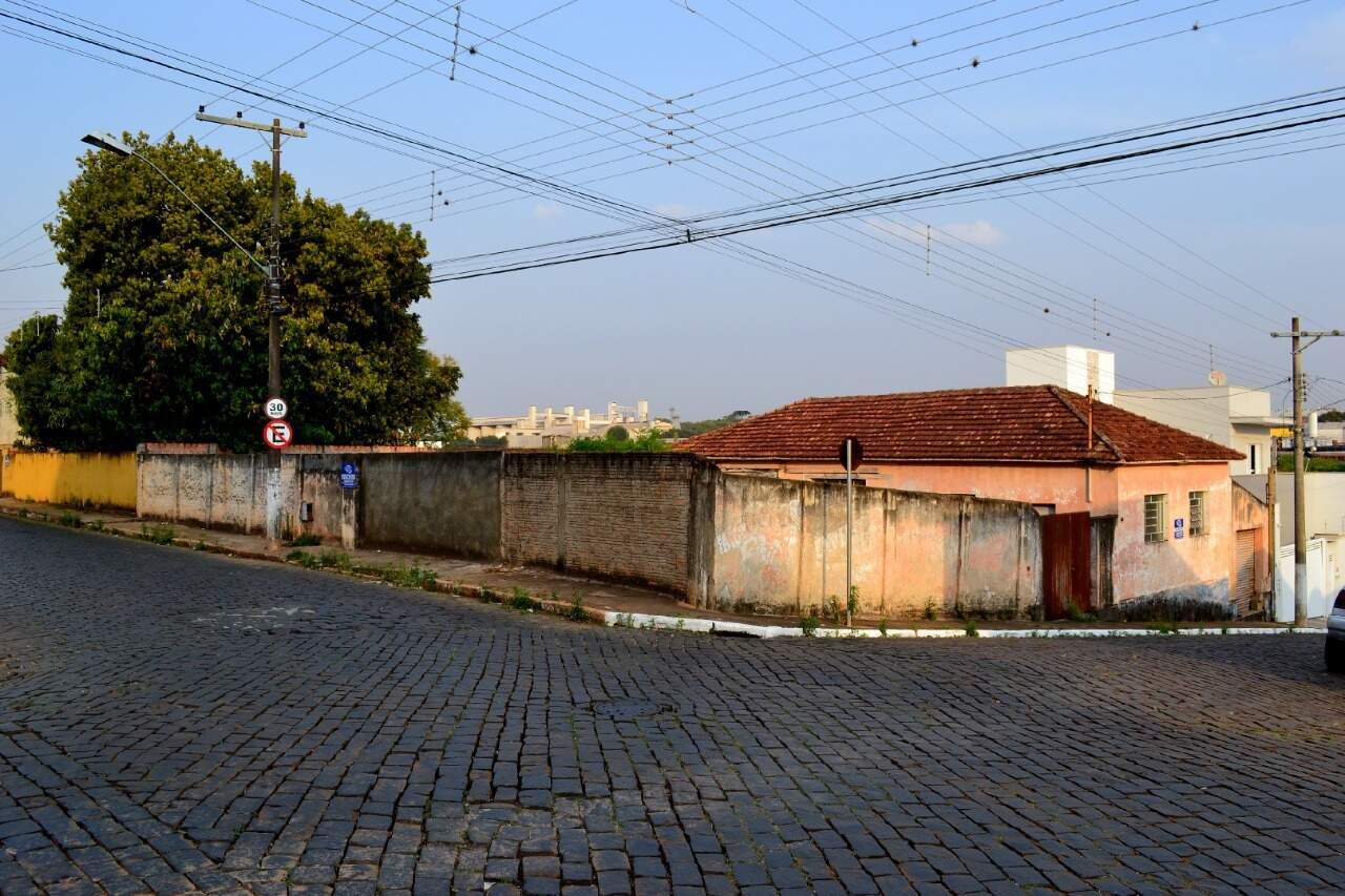 Barracão à venda no Centro: 