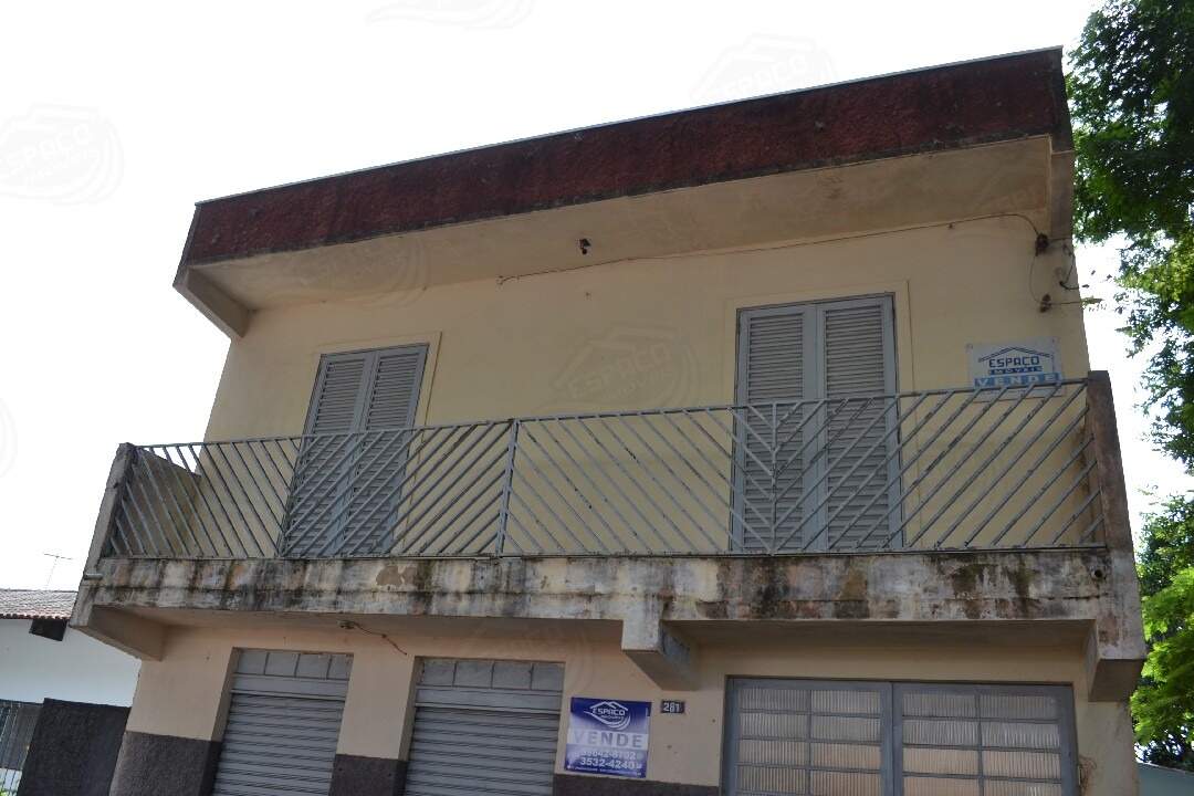 Sobrado à venda no Centro: 