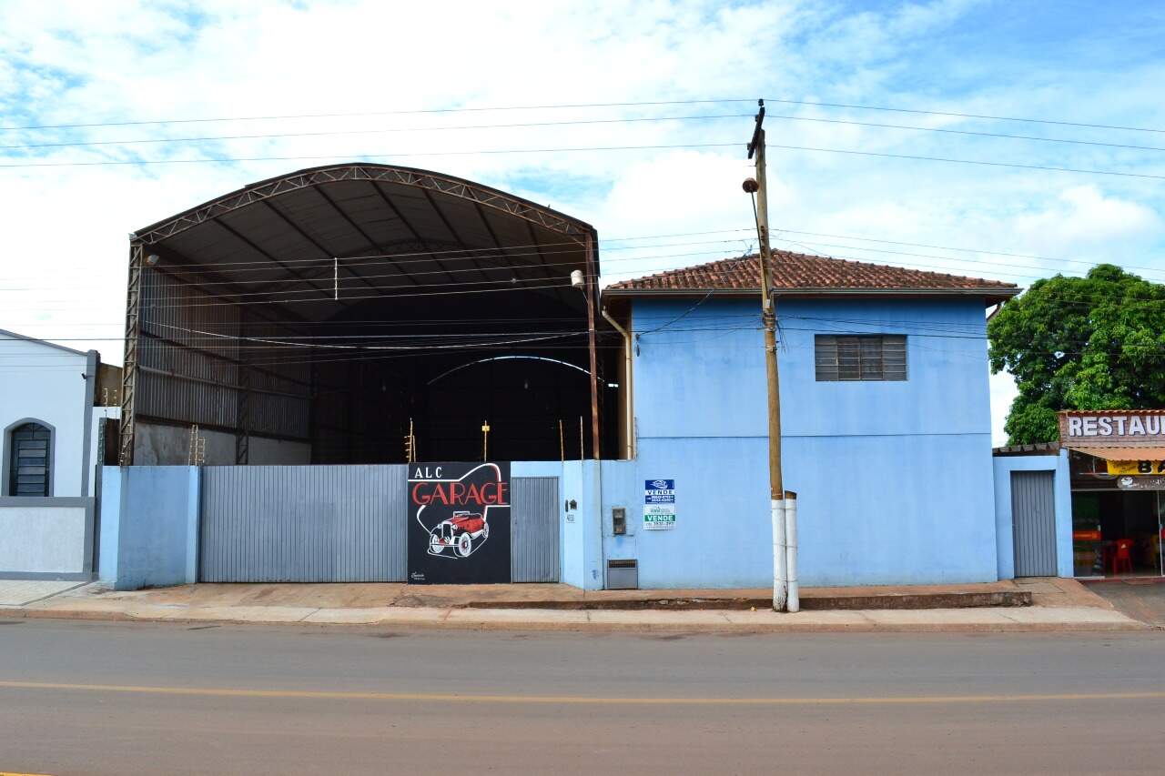 Barracão à venda no Jardim Pauliceia: 