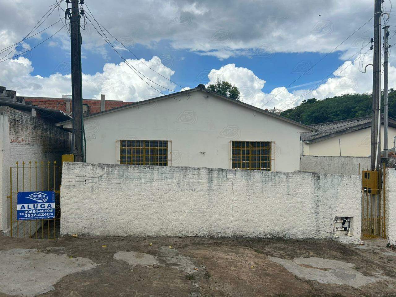 Casa para aluguel no Centro: 