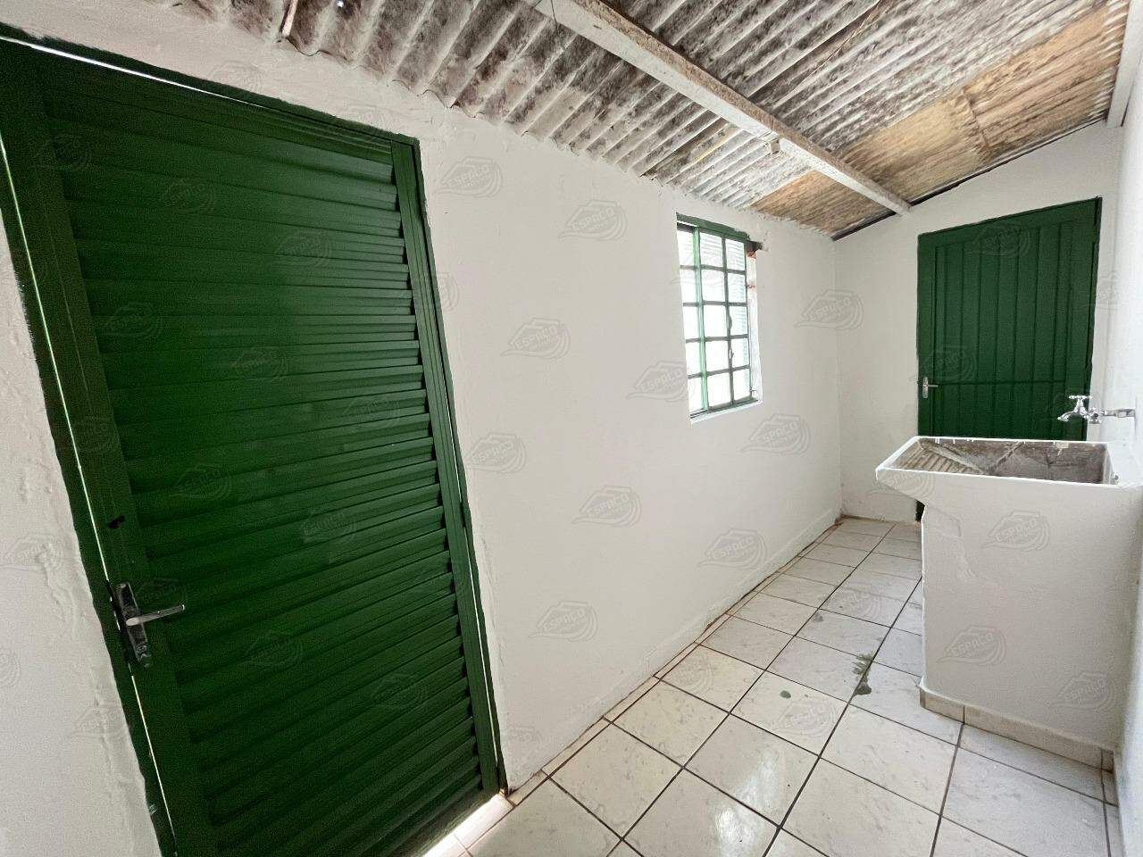 Casa para aluguel no Centro: 