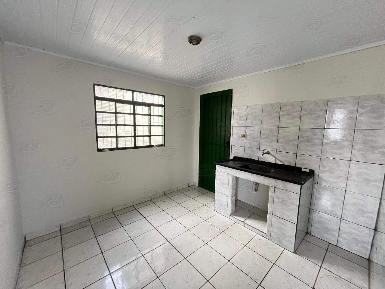 Casa para aluguel no Centro: 