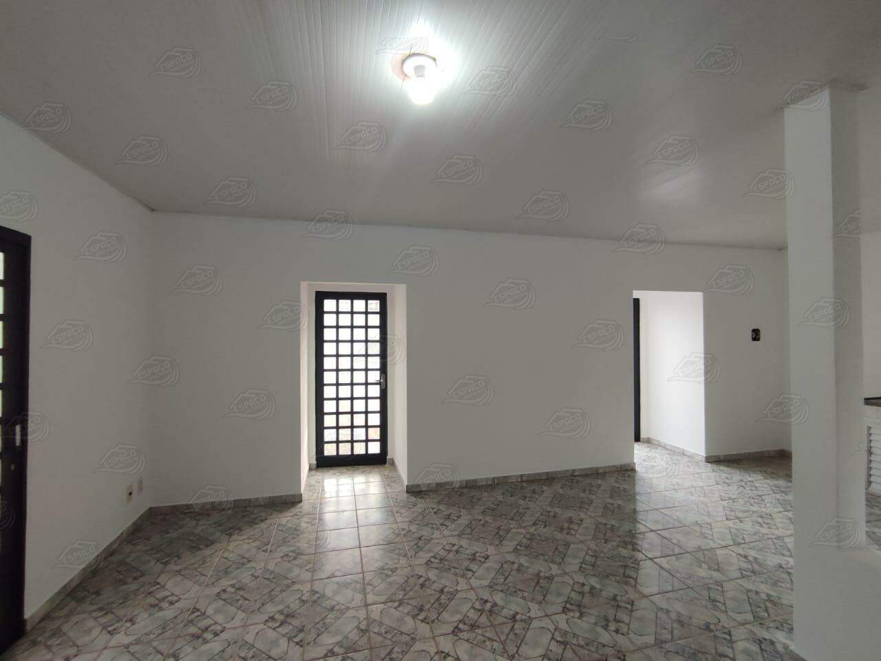 Casa para aluguel no Parque das Nações: 
