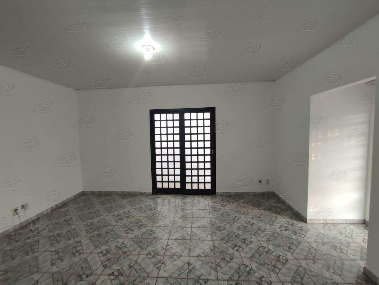 Casa para aluguel no Parque das Nações: 