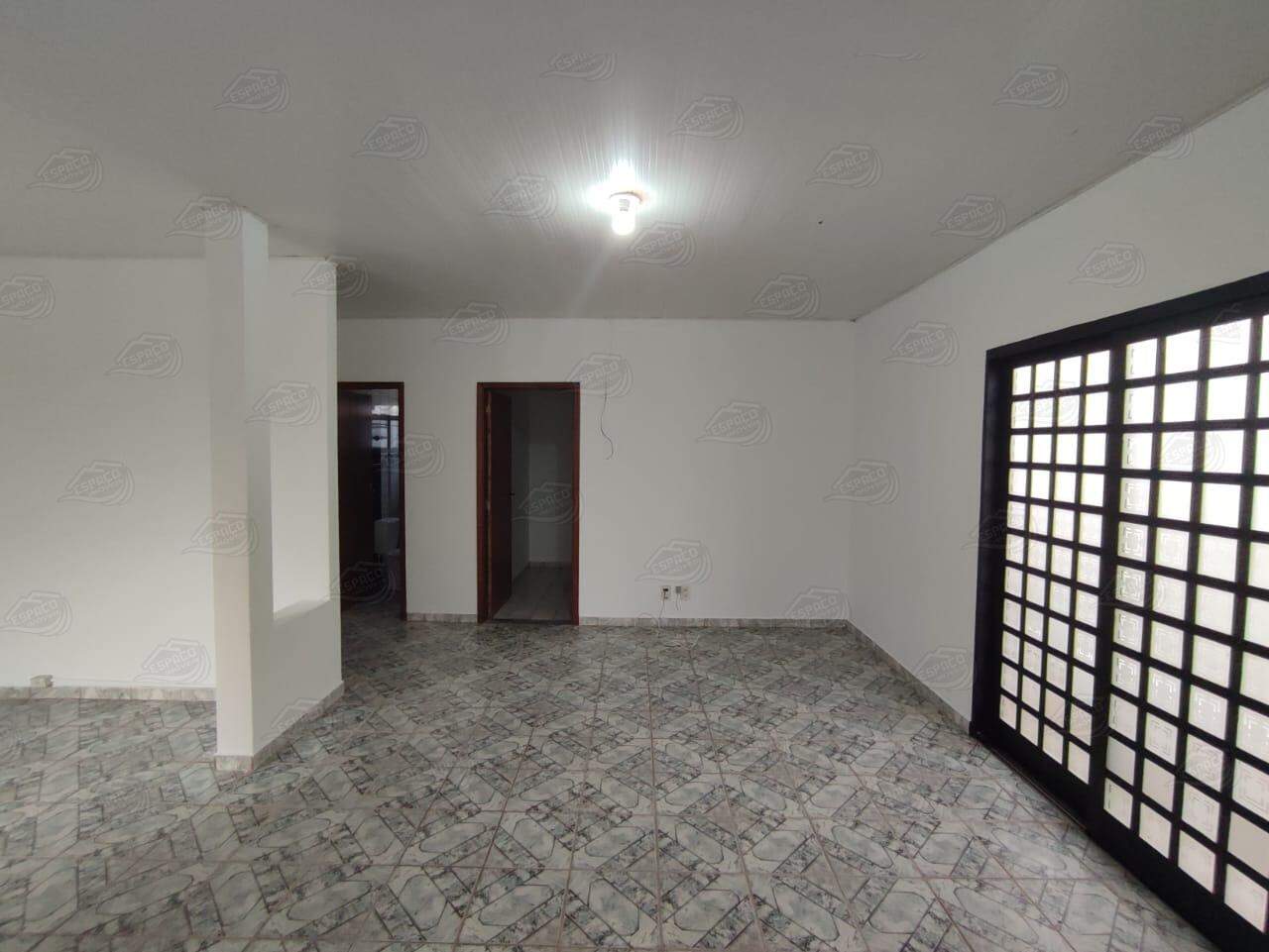Casa para aluguel no Parque das Nações: 