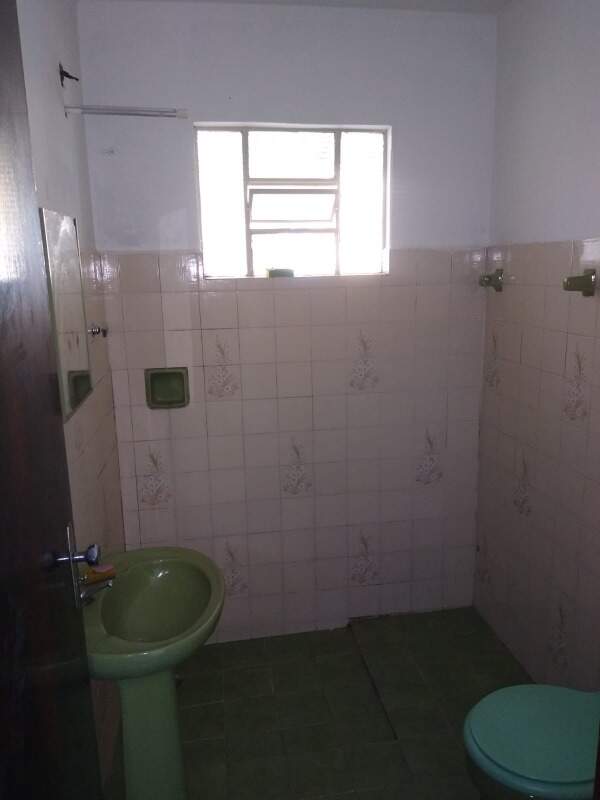 Casa para aluguel no Jardim Claudina: 