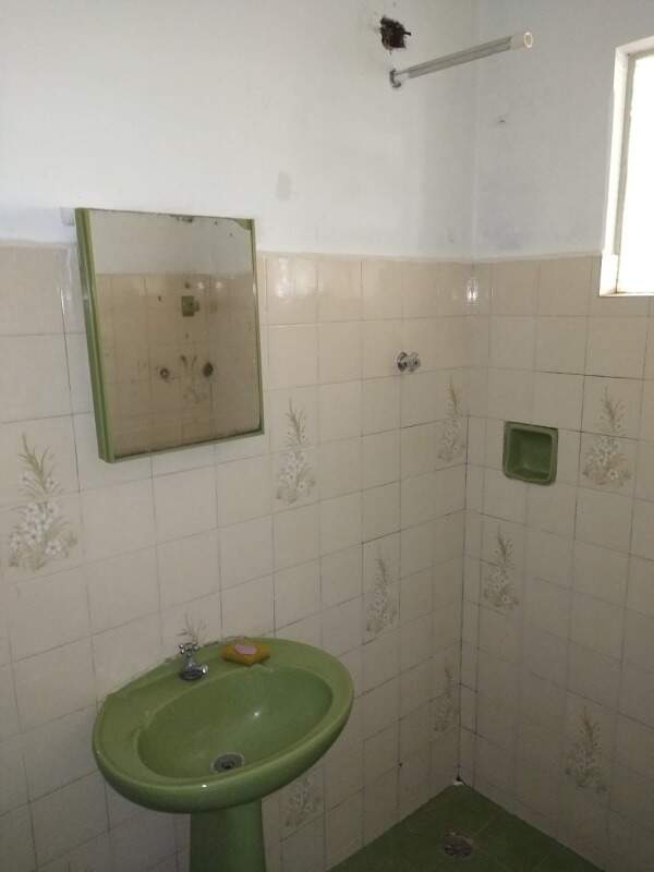 Casa para aluguel no Jardim Claudina: 