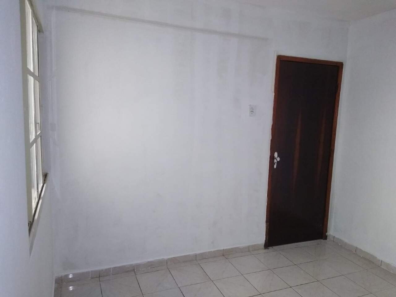 Casa para aluguel no Jardim Claudina: 