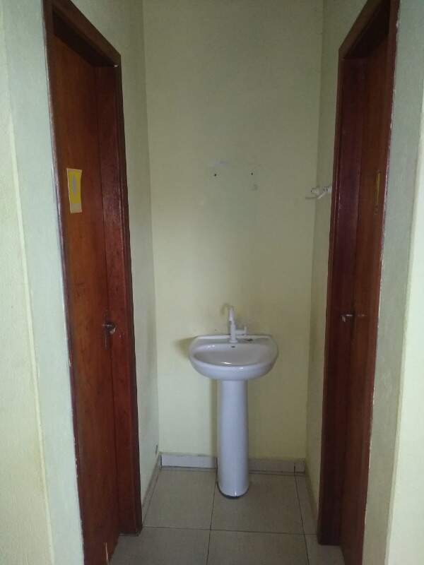 Ponto para aluguel no Centro: 