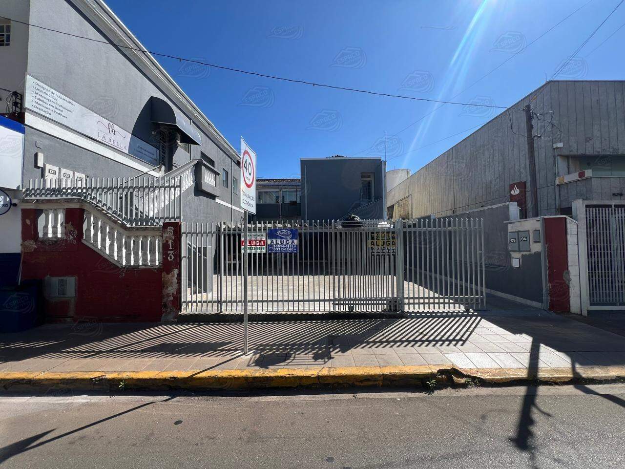 Apartamento para aluguel no Centro: 