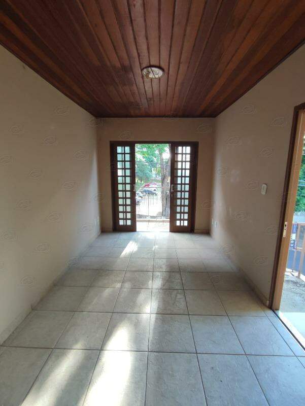 Casa para aluguel no Centro: 