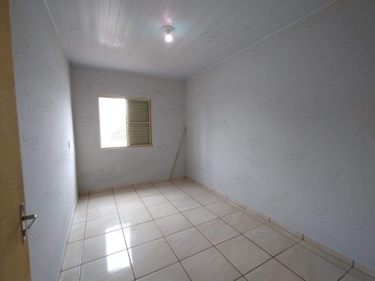 Casa para aluguel no Santa Terezinha: 