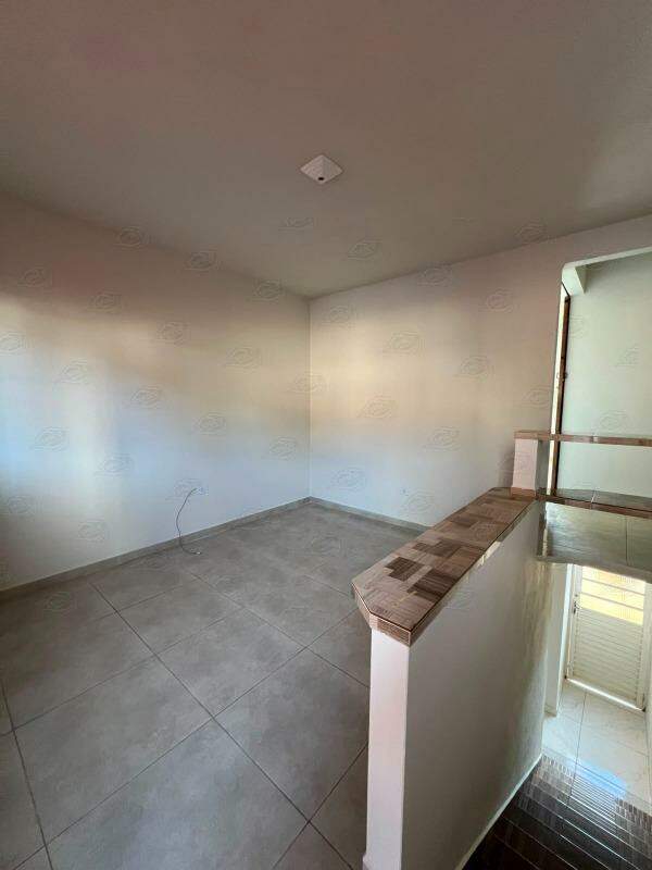Casa para aluguel no Tonico Adolfo: 