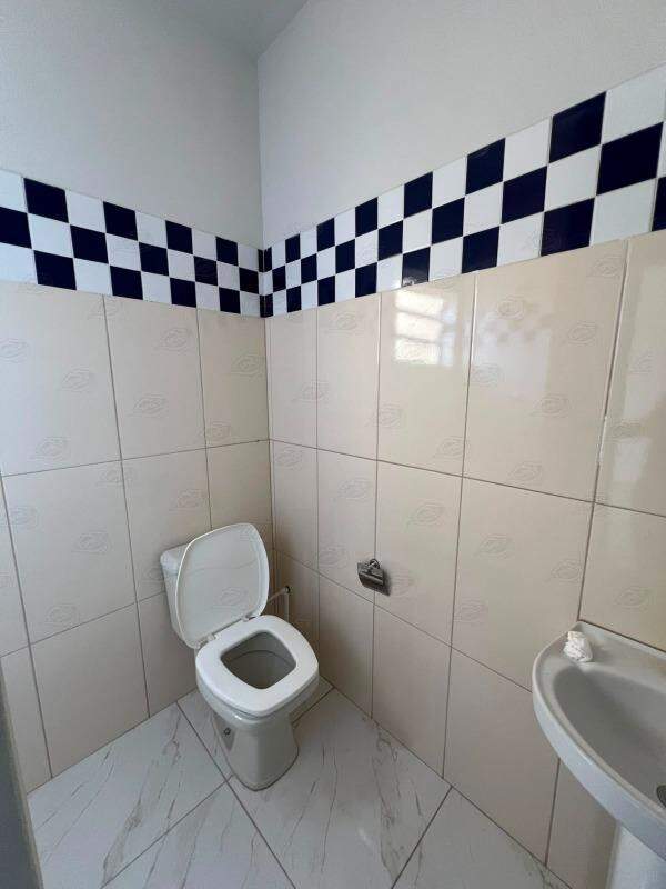 Casa para aluguel no Tonico Adolfo: 