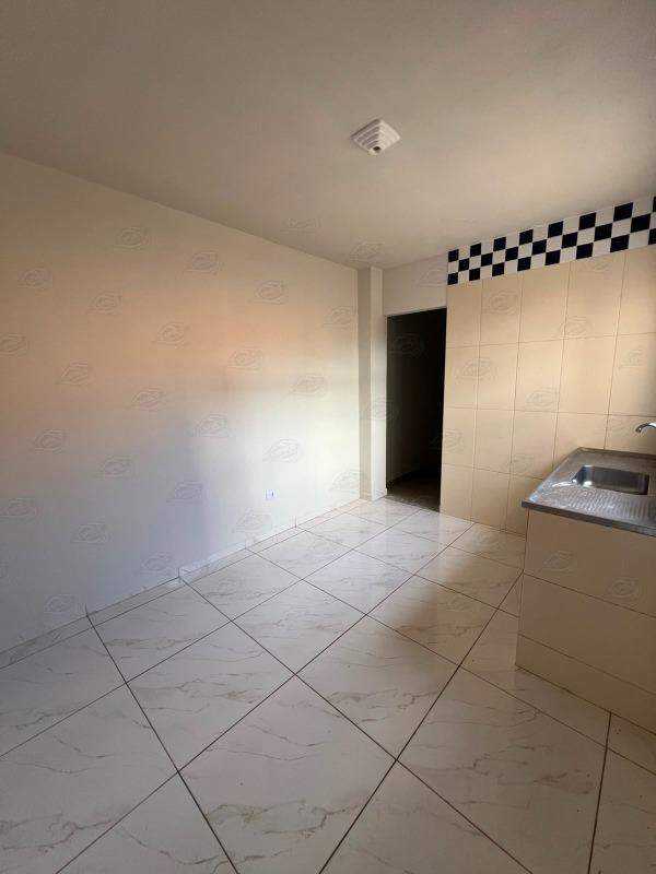 Casa para aluguel no Tonico Adolfo: 