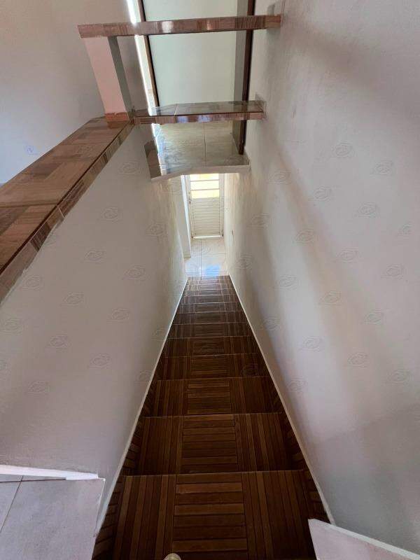 Casa para aluguel no Tonico Adolfo: 