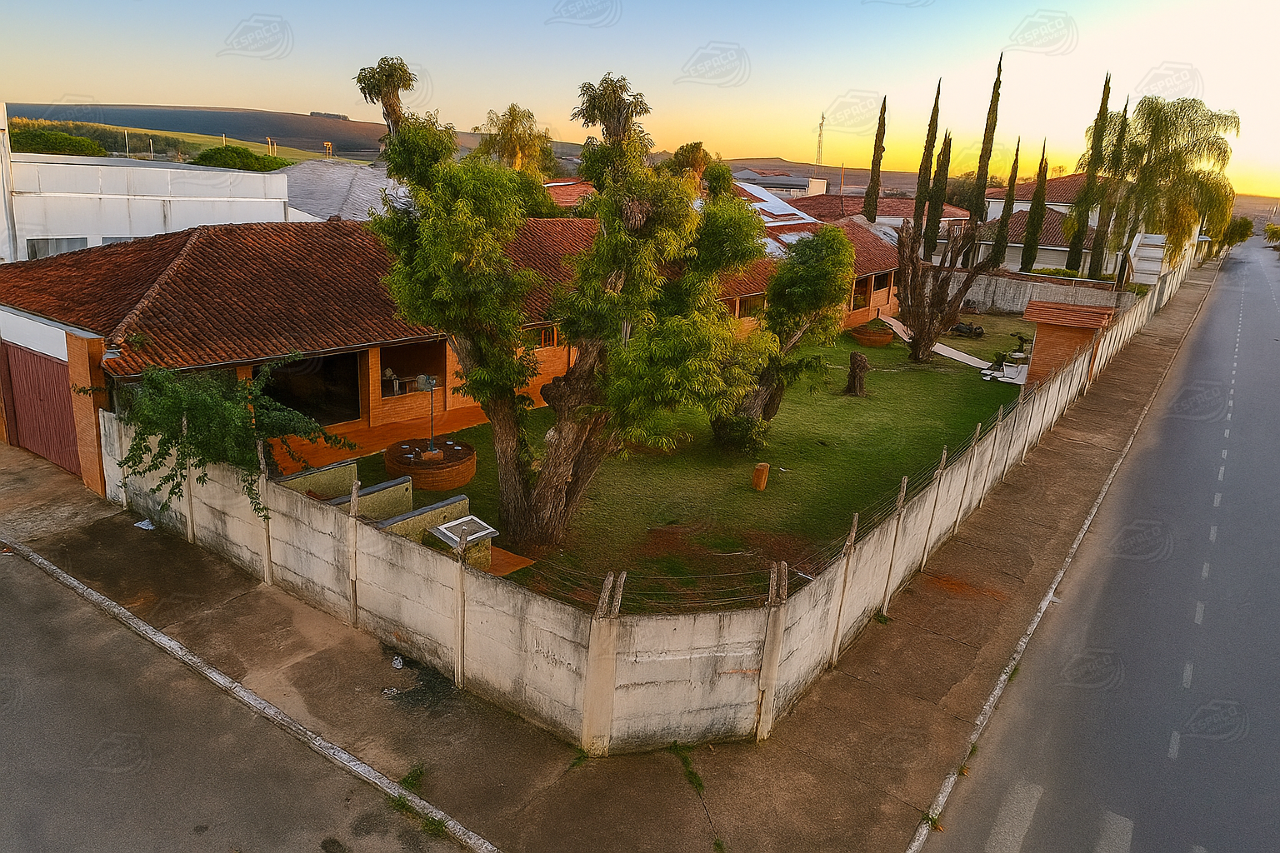 Casa à venda no Santa Terezinha: 