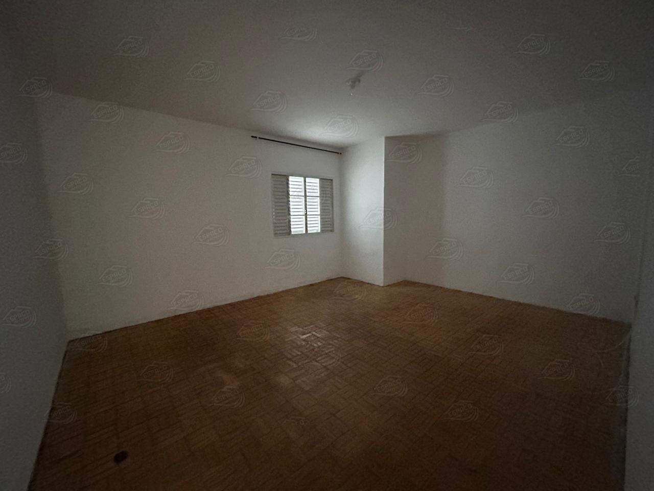 Casa para aluguel no Ginásio: 