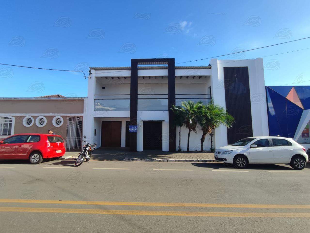 Ponto para aluguel no Centro: 