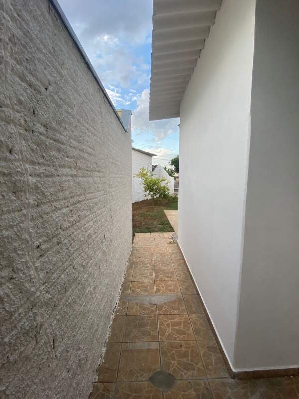 Casa para aluguel no Tonico Adolfo: 