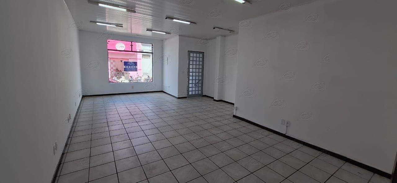 Ponto para aluguel no Centro: 