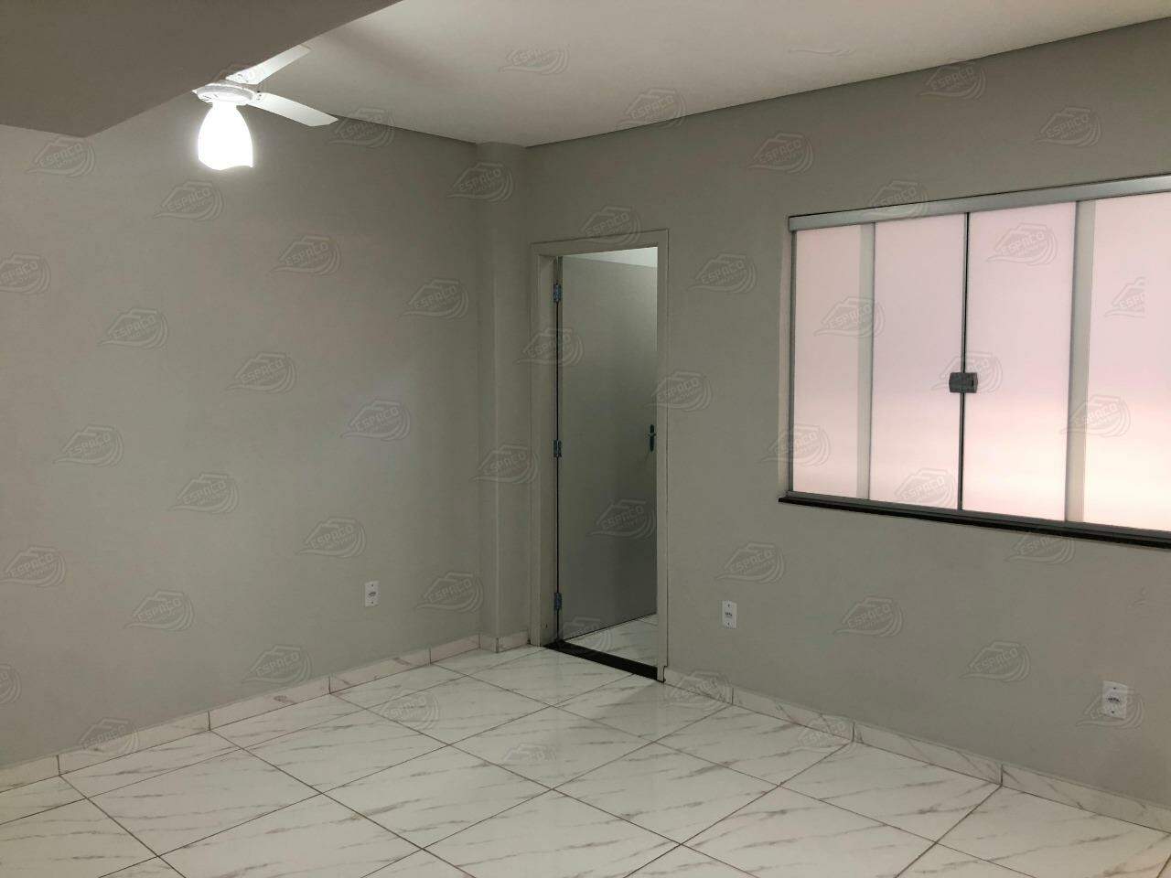Casa para aluguel no Centro: 