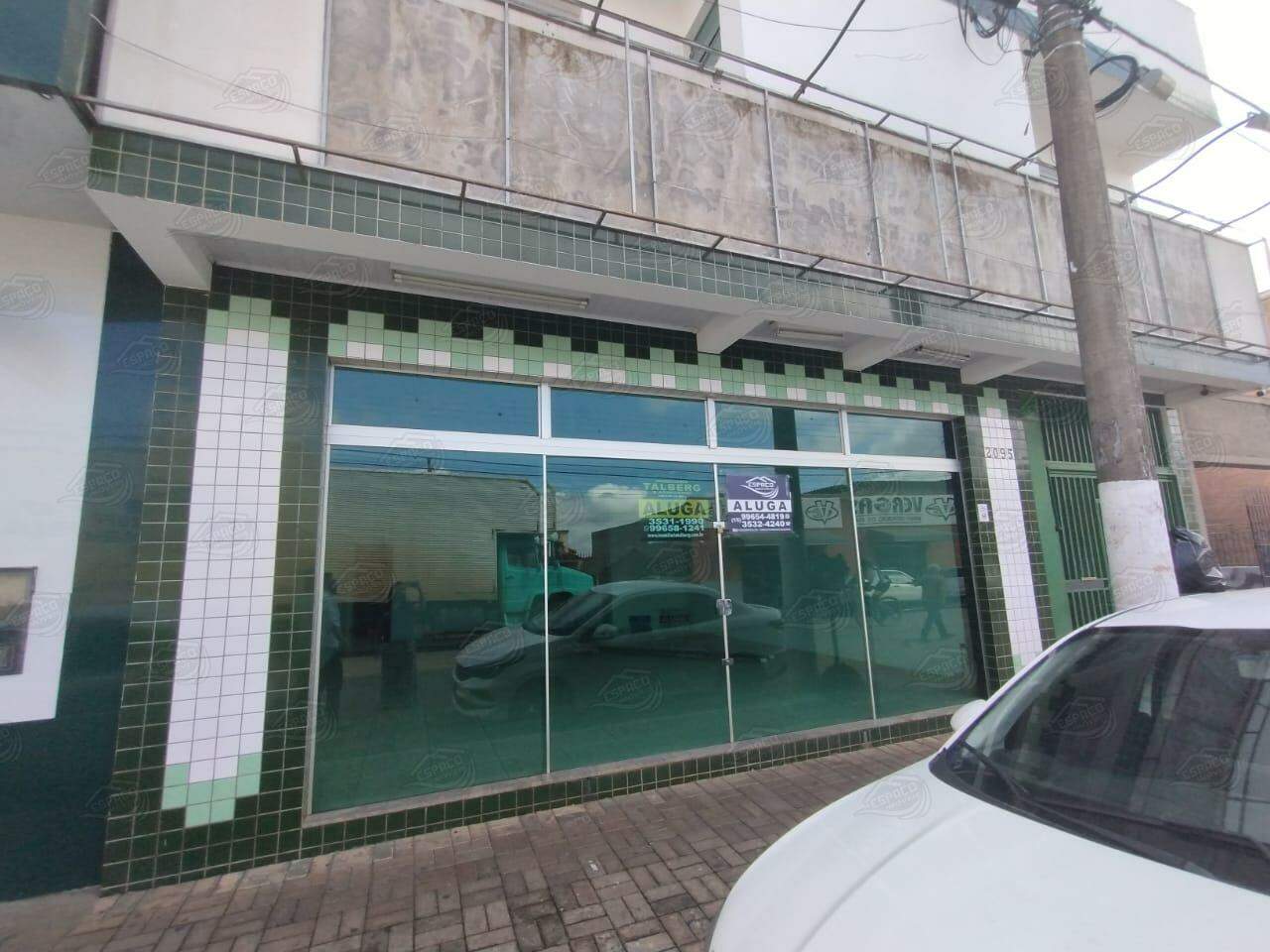 Ponto para aluguel no Centro: 