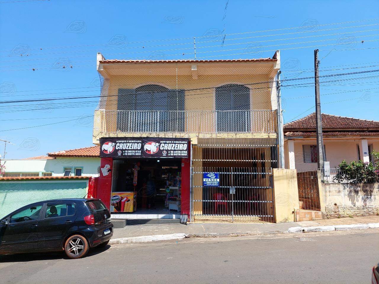 Sobrado à venda no Cruzeiro: 
